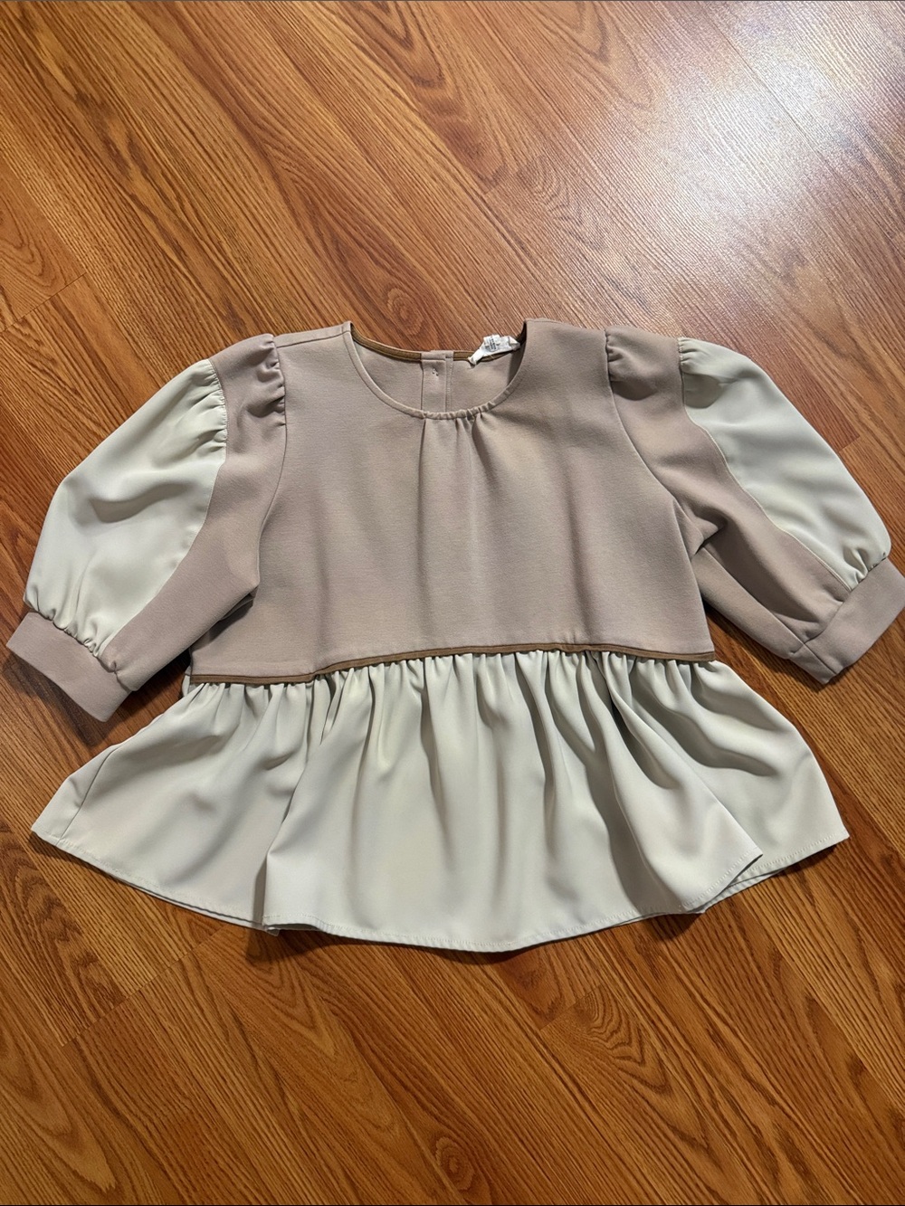 Cream and Taupe Puff-Sleeve Top
